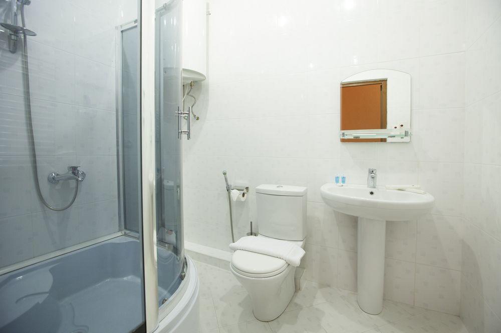 Astoria Hotel Tbilisi Esterno foto