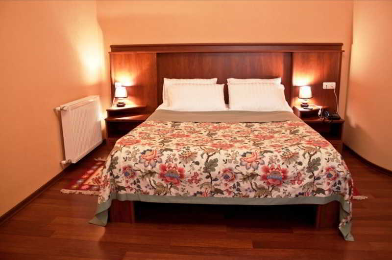 Astoria Hotel Tbilisi Esterno foto